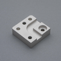 Aluminium anodowane na biało (efekt oszronienia)