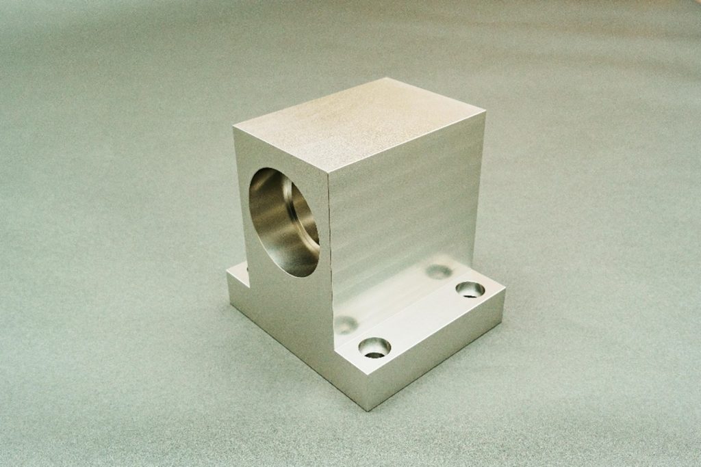 example of a large-size block-shaped CNC milled parts available at meviy